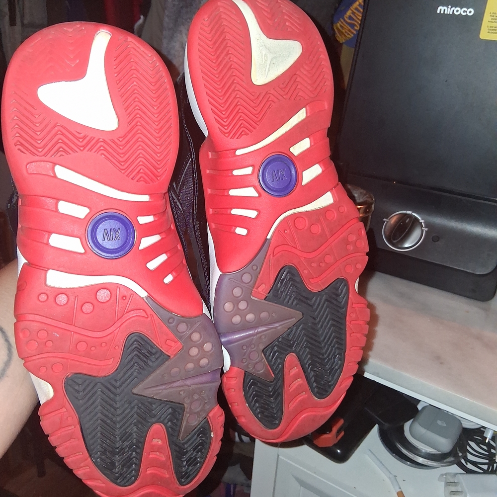 Jordan Two Trey - Picture 4 of 5